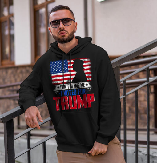 2020-11-Men-Hoodie-Don-t-Blame-Me-I-Voted-For-Trump-Distressed-Vintage-Flag-mockup2-black.jpg