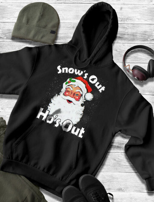 2020-11-Men-Hoodie-Snow-s-Out-Ho-s-Out-mockup3-black.jpg