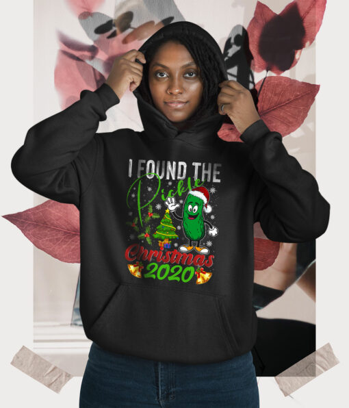 2020-11-Women-Hoodie-German-Funny-I-Found-the-Pickle-Christmas-2020-Mockup3-Black.jpg